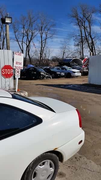 Annon Auto Sales at 12905 N 2nd St Suite A, Roscoe, IL 61073