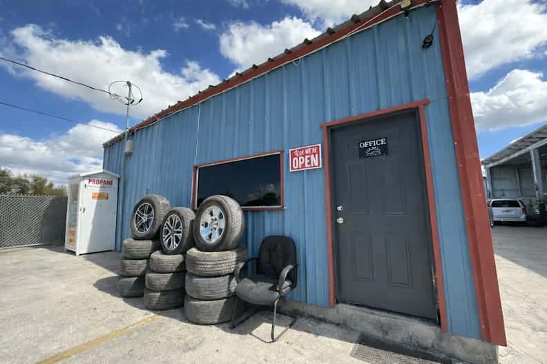 Bee Used Auto Parts at 8024 S 78th St, Riverview, FL 33578