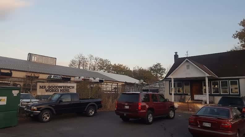 Rockville Auto Parts at 212 Mason Dr, Rockville, MD 20850