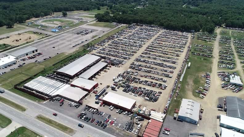 Veldman's Auto Parts, Inc. at 25926 IN-2, South Bend, IN 46619