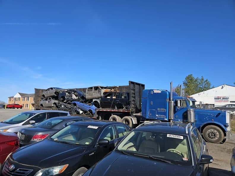 A & P Auto Salvage at 9355 Industrial Pkwy, La Plata, MD 20646