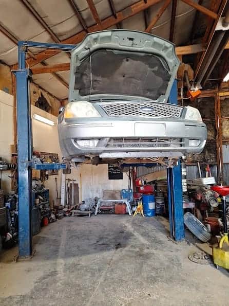 Terry's Auto Sales & Salvage at 401 1st St, Waverly, KS 66871