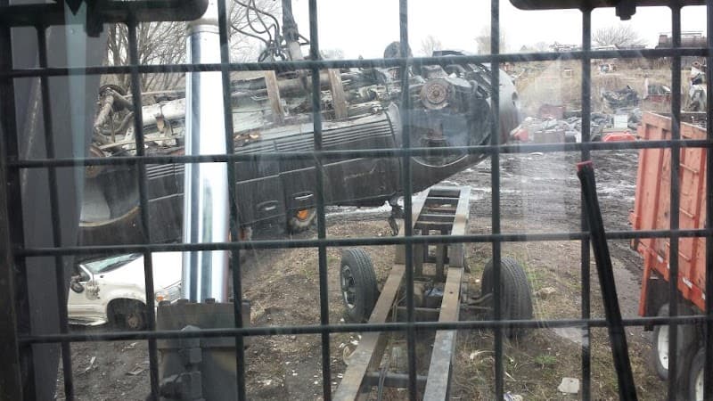 A B Salvage at 980 Quartz Ave, Boone, IA 50036