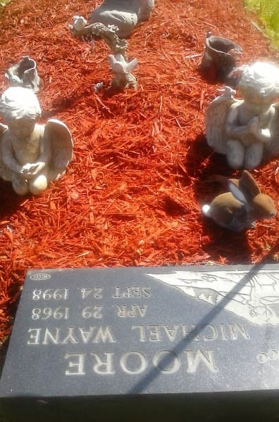 Andrews Auto Salvage at 401 SW 6th St, Atkins, AR 72823