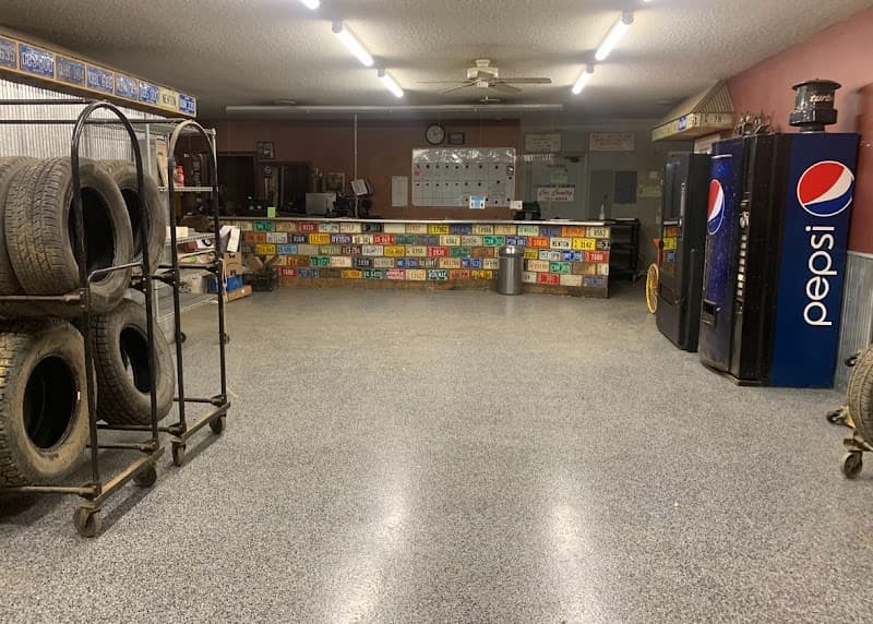 Car Country Auto Wrecking at 2713 IA-14, Newton, IA 50208