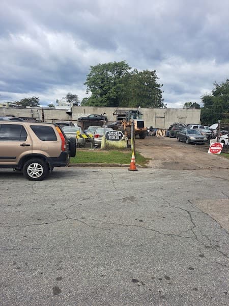 Carter's Auto Salvage at 610 Lincoln St, Chester, PA 19013