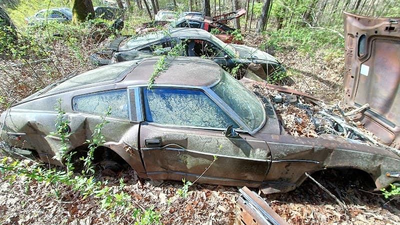 Gibbs Junk Yard at 104 Gibbs Dr, Attalla, AL 35954