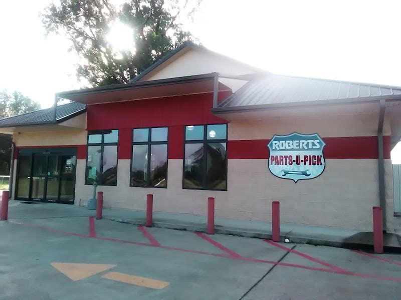 Roberts Salvage Inc at 500 Grand Ave, Moffett, OK 74946