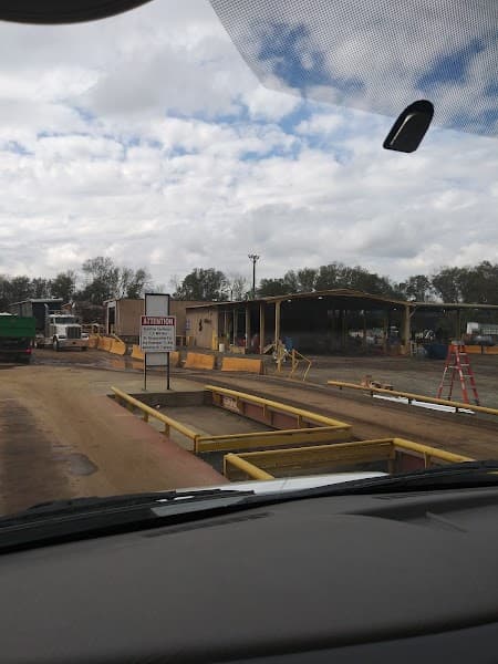 Schnitzer Southeast at 1301 E Gordon Ave, Albany, GA 31705