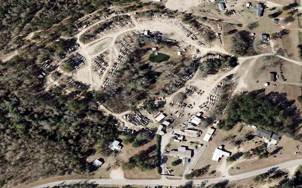 Johnson Auto Salvage at 984 Co Rd 203, Salem, AL 36874