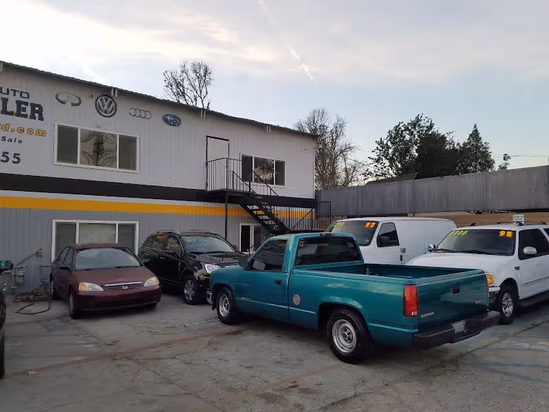 Quantum Auto Dismantler at 3125 W 5th St, Santa Ana, CA 92703 — used auto parts in Santa Ana, CA