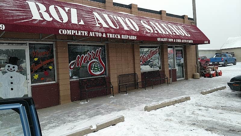 Roz Auto Salvage at 5848 South 13th Street, Milwaukee, WI 53221 — used auto parts in Milwaukee, WI