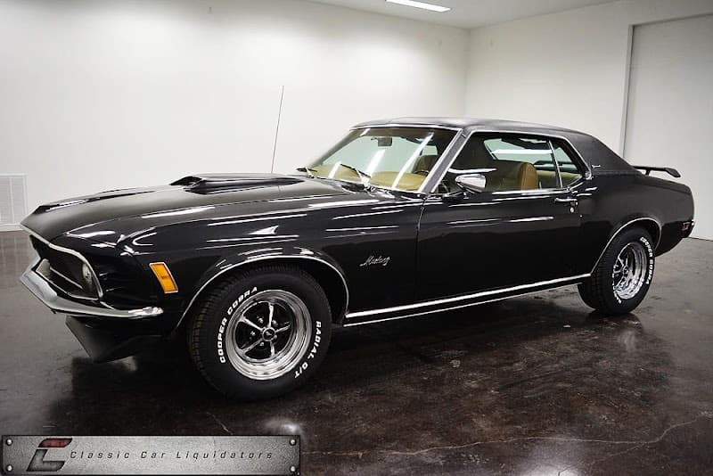 Auto And Truck Salvage LLC. at 3207 E Ajo Way, Tucson, AZ 85713