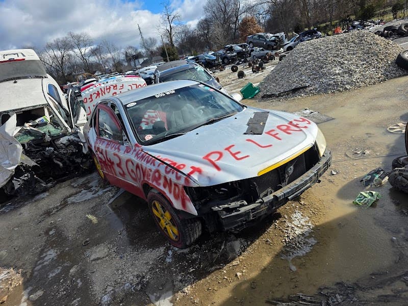 Blue Grass Auto Parts Inc at 351 E 7th St, Lexington, KY 40508