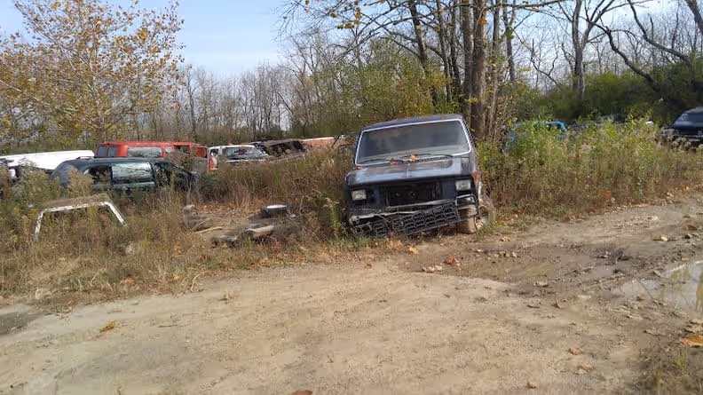 Bourbon Auto Salvage at 4990 Bryan Station Rd, Lexington, KY 40516 — used auto parts in Lexington, KY