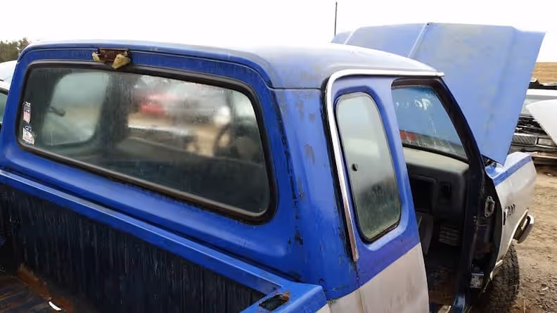 Bud's Auto Salvage at 2100 S 28th St, Van Buren, AR 72956 — used auto parts in Van Buren, AR