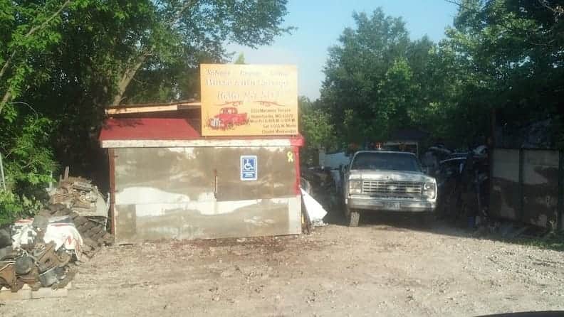 Busse Auto Salvage at 2333 Meramec Terrace Rd, Robertsville, MO 63072
