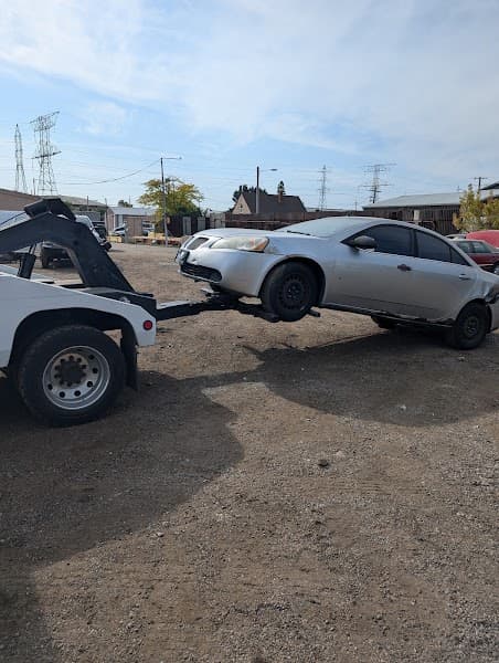 Calumet Auto Parts at 8501 W Calumet Rd, Milwaukee, WI 53224