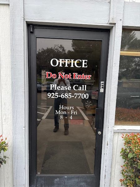 Concord Auto Dismantlers at 2211 Arnold Industrial Way, Concord, CA 94520