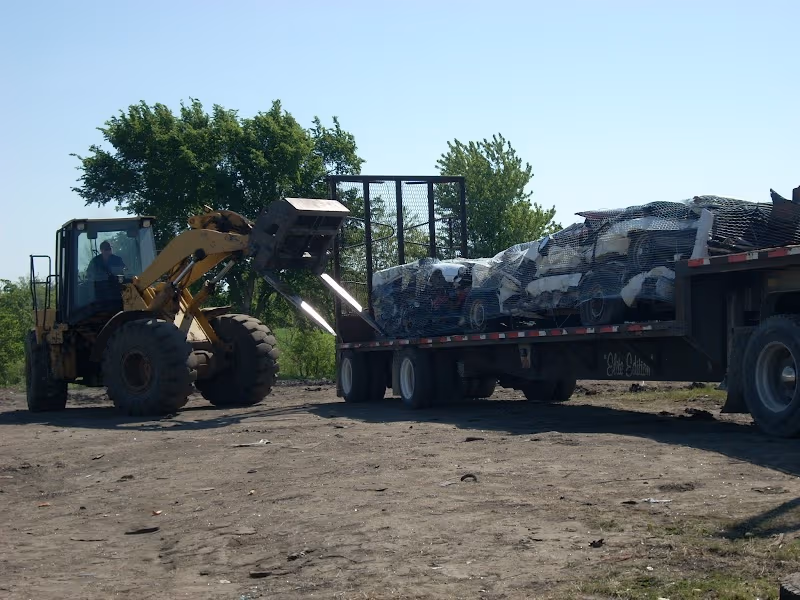 D&S Used Auto Parts & Sales at 11475 E 3050 N Rd, Blackstone, IL 61313