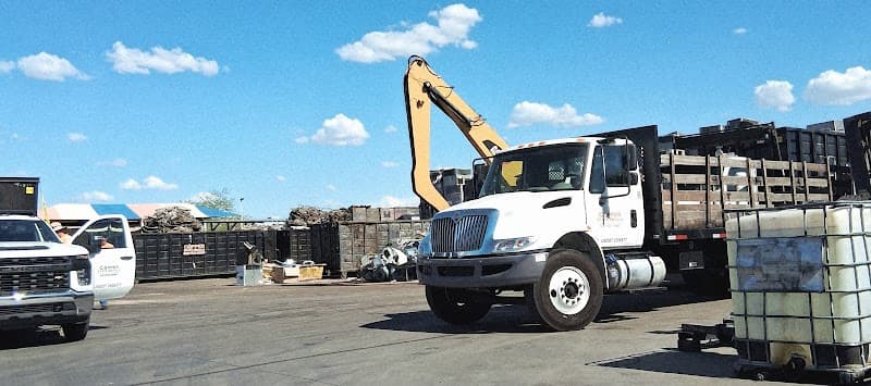 Deer Valley Recycling LLC at 2333 W Deer Valley Rd, Phoenix, AZ 85027