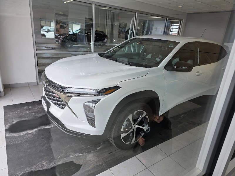 Edwards Chevrolet Parts at 3400 S Expressway St, Council Bluffs, IA 51501