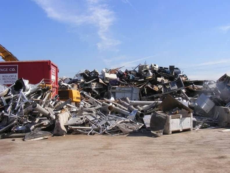 Hendrix Salvage Company Inc. at 3125 S 51st Ave, Phoenix, AZ 85043 — used auto parts in Phoenix, AZ