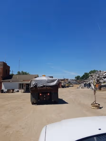 Midwest Recyclers at 530 S Howell St, Davenport, IA 52802 — used auto parts in Davenport, IA