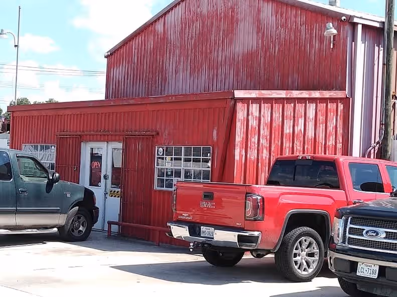 Mittag Auto Salvage — used auto parts in Houston, TX