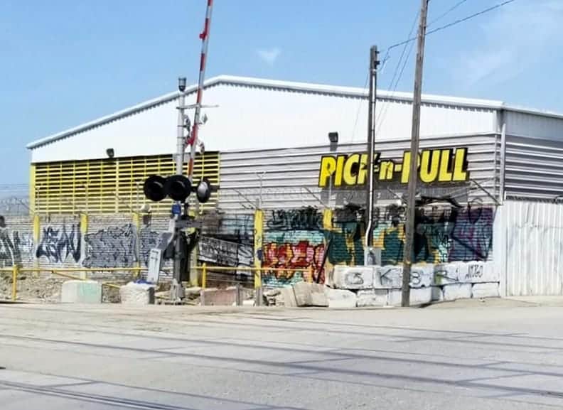 Pick-n-Pull at 8451 San Leandro St, Oakland, CA 94621 — used auto parts in Oakland, CA