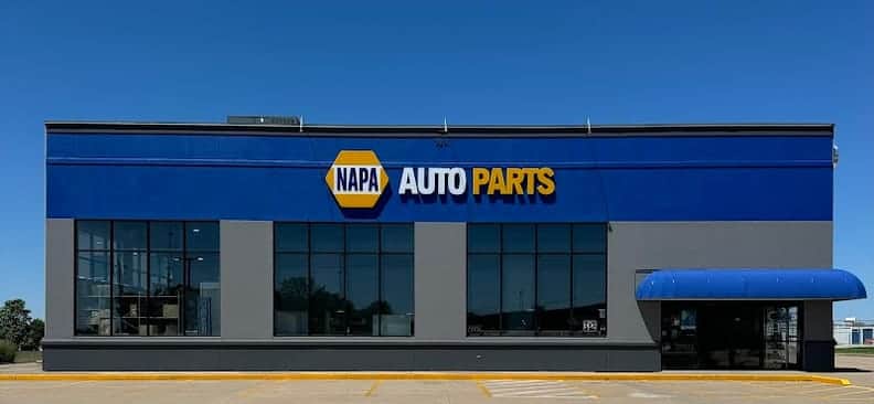 Quincy Auto Supply at 229 48th St, Quincy, IL 62305 — used auto parts in Quincy, IL