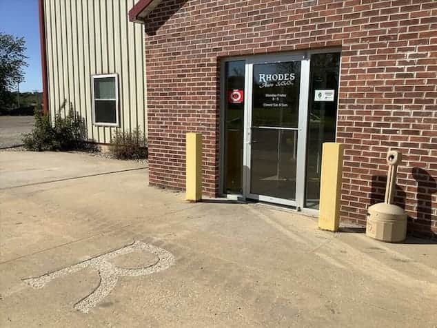 Rhodes Auto S/S/S at 310 W 10th St, Streator, IL 61364 — used auto parts in Streator, IL