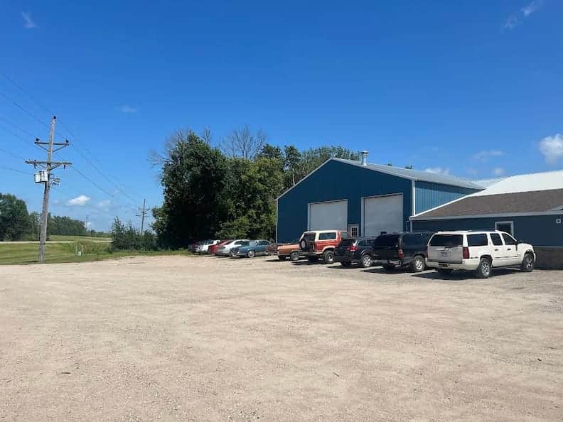 Roadside Salvage at 34186 US-59, Erhard, MN 56534