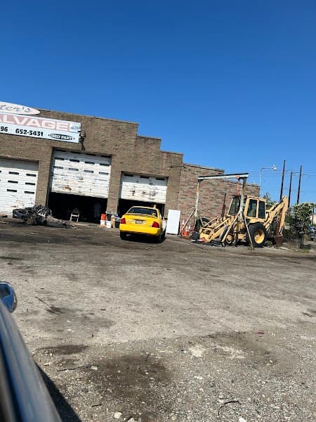 Shuster's Auto Salvage at 999 S Market St, Wilmington, DE 19801