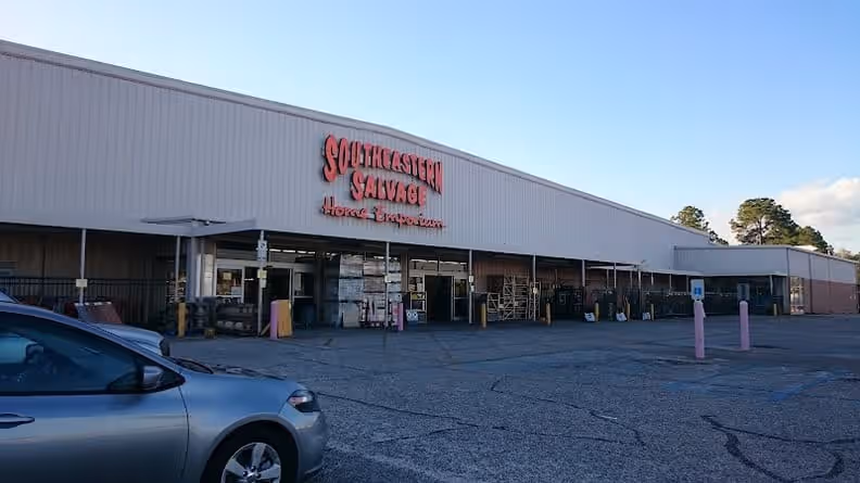 Southeastern Salvage Home Emporium — used auto parts in Mobile, AL