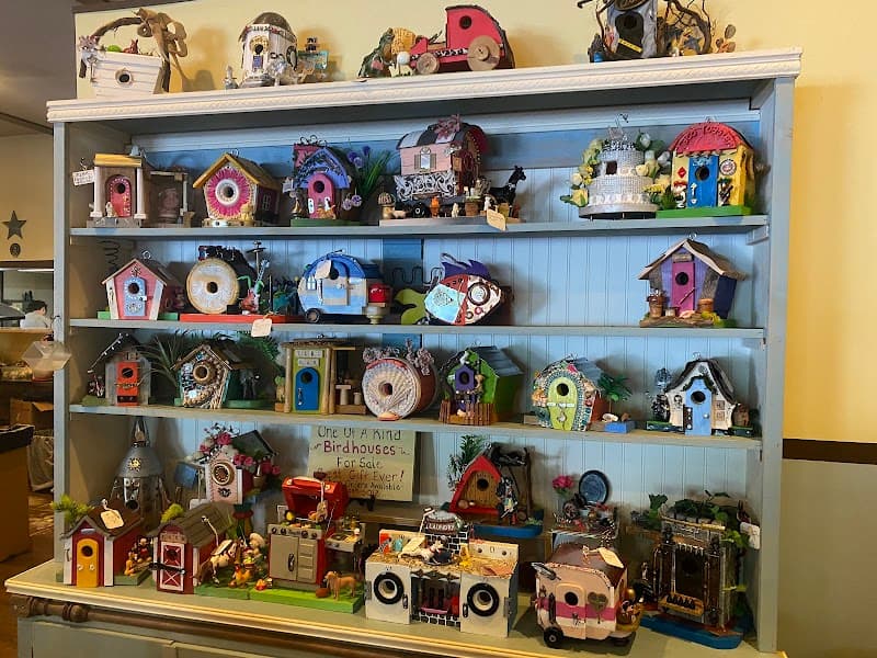 YERRINGTONS at 655 Norwich-Westerly Rd, North Stonington, CT 06359