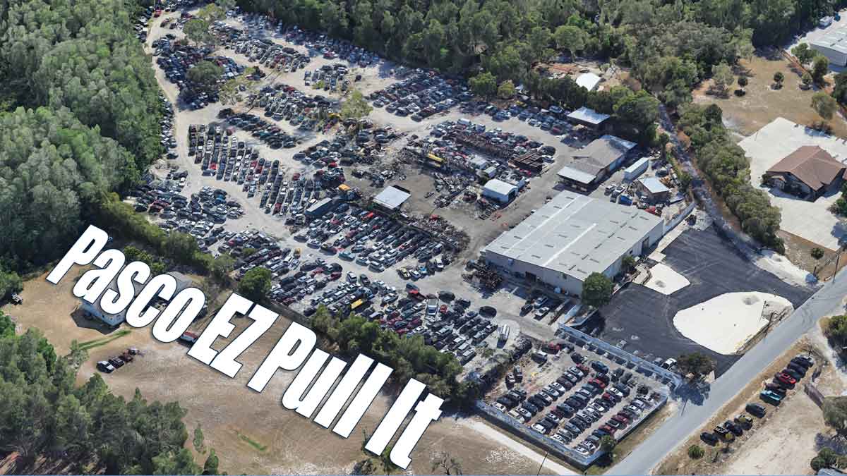 Vista aérea de Pasco EZ Sácalo Tú Mismo Pasco Reciclaje de Autos & Exportación Tienda de auto partes usadas en 9910 Houston Ave, Hudson, FL 34667
