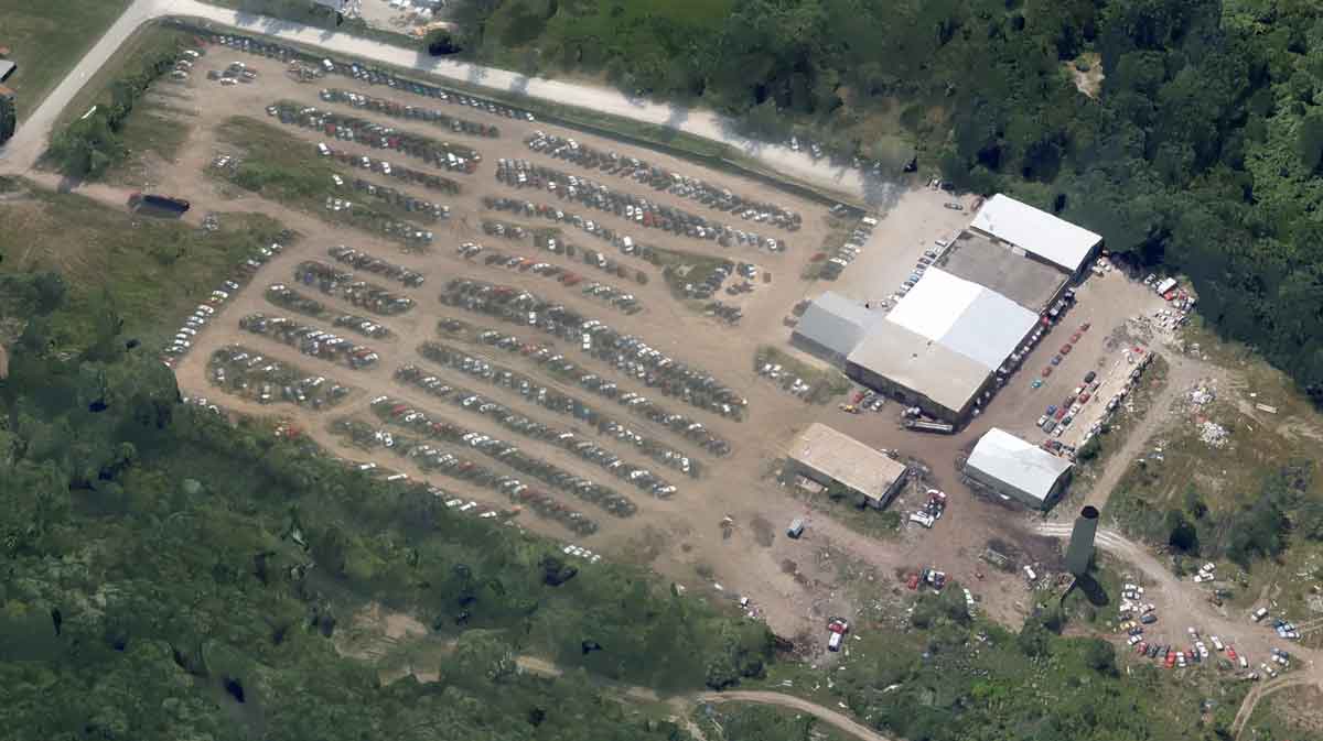 Bill Smith Auto Partes en 400 Ash St, Danville, IL 61832