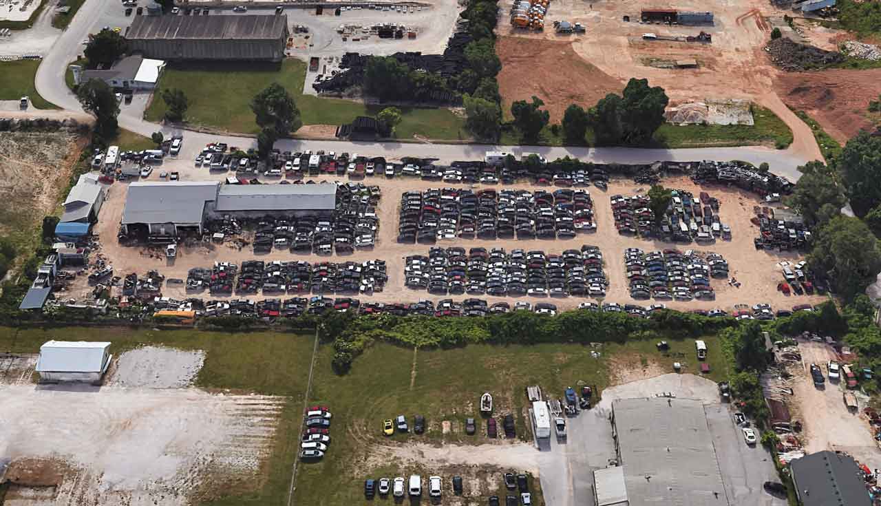 H & W Auto Salvage at 3425 W Commercial St, Springfield, MO 65803