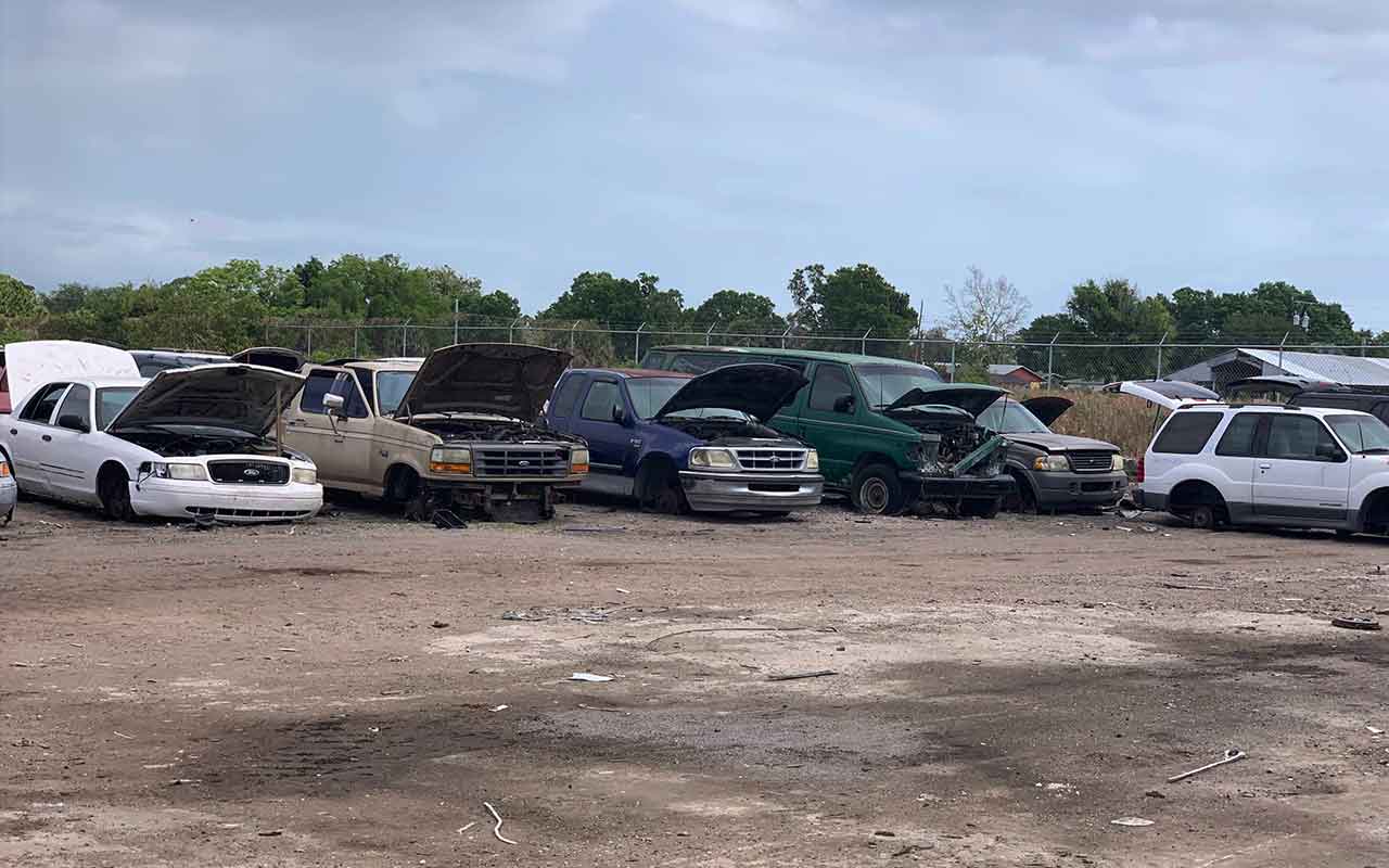 Indian River U Pull It at 4600 45th St, Vero Beach, FL 32967