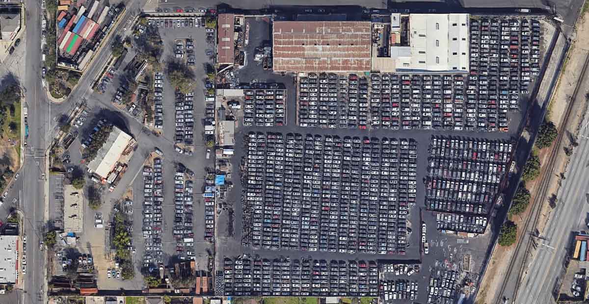 LKQ Sácalo Tú Mismo es un yonke de autoservicio ubicado en 1232 Blinn Ave, Wilmington, CA 90744