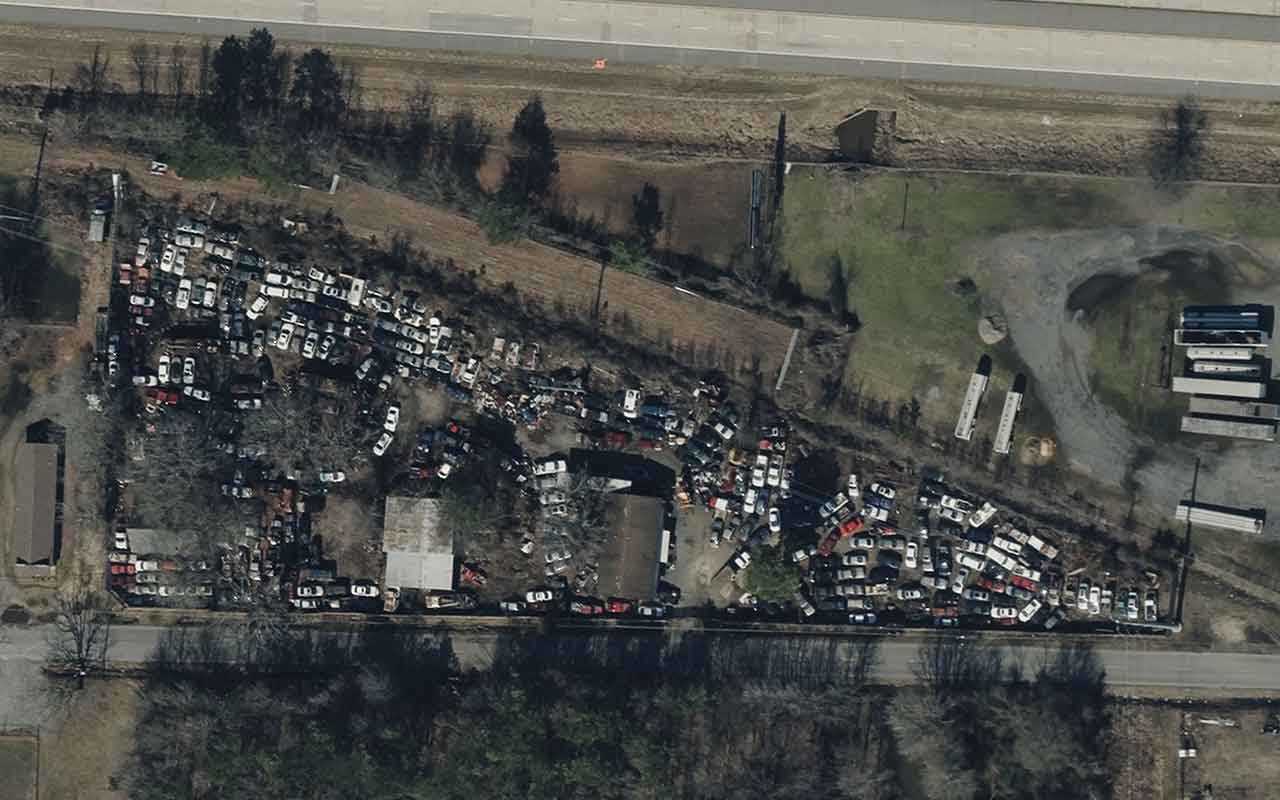 Steve's Auto Salvage at 4401 W Barraque St, Pine Bluff, AR 71602