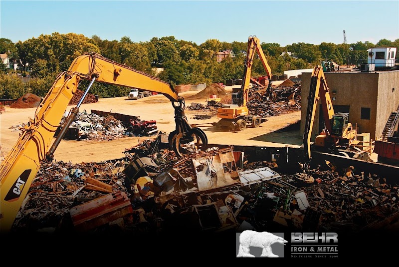 Behr Iron & Metal at 1100 Seminary St, Rockford, IL 61104