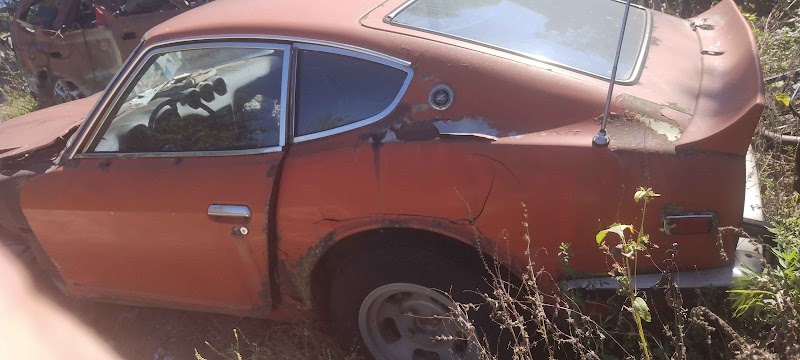Burton Auto Salvage at 305 N 200 E, Winchester, IN 47394
