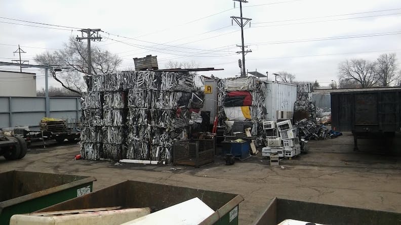 Cicero Iron Metal & Paper at 5901 Ogden Ave, Cicero, IL 60804
