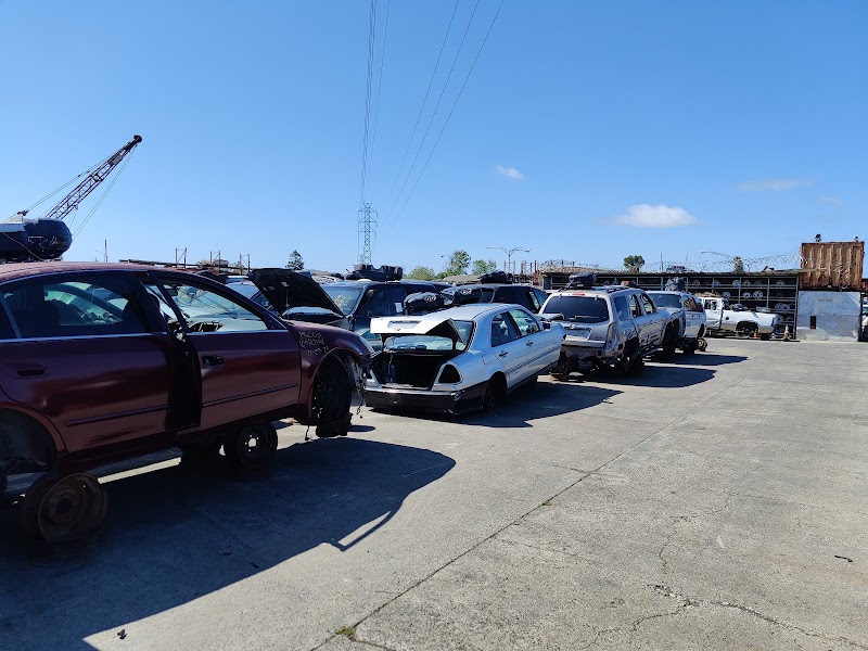 Dorris Auto Wreckers Inc at 3720 Depot Rd, Hayward, CA 94545