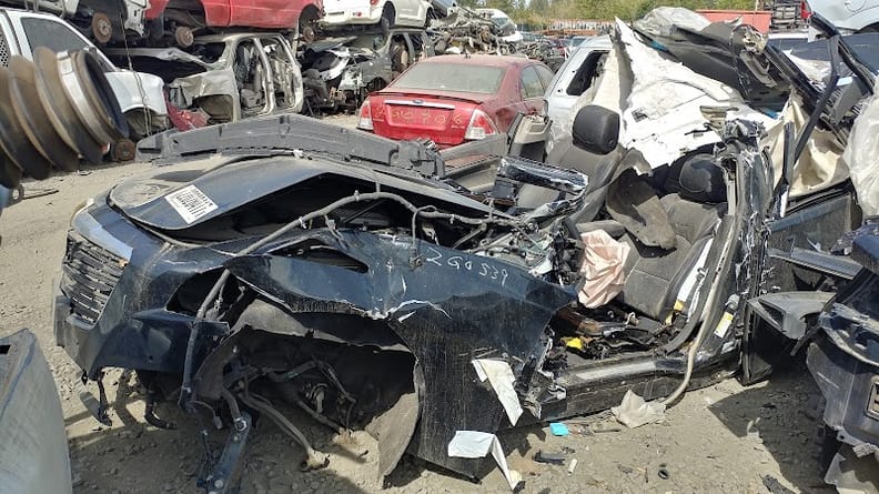G&R Auto Wreckers American