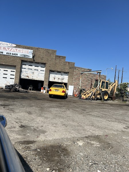 Shuster's Auto Salvage at 999 S Market St, Wilmington, DE 19801