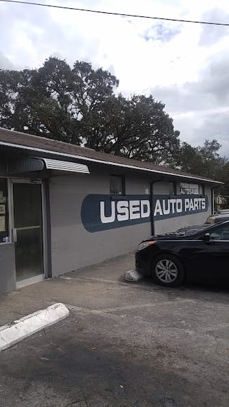 Teddy Bears Auto Parts & Salvage Inc. at 1544 Swordbill Dr, Holiday, FL 34690