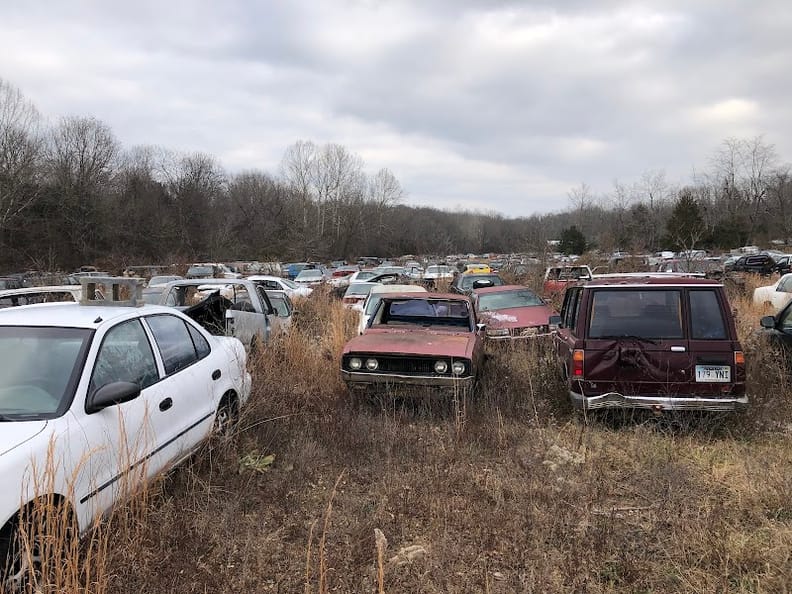 Wells Garage & Salvage at 44 Wells Ln, Mountain Home, AR 72653